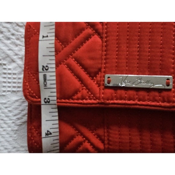 Vera Bradley Red Quilted Zip Around Wallet Credit Card/ Change Pocket. EUC - Picture 9 of 9